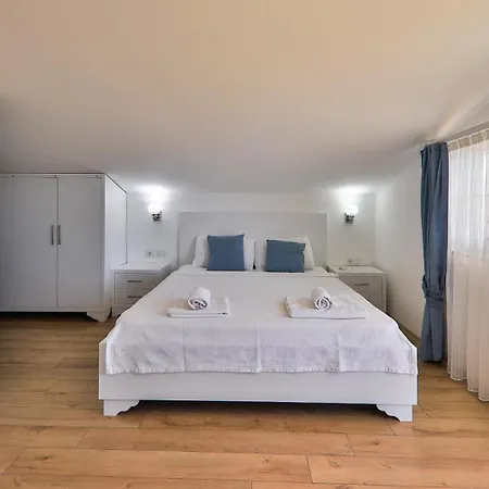 5 Bedroom - 6773 * Kalkan